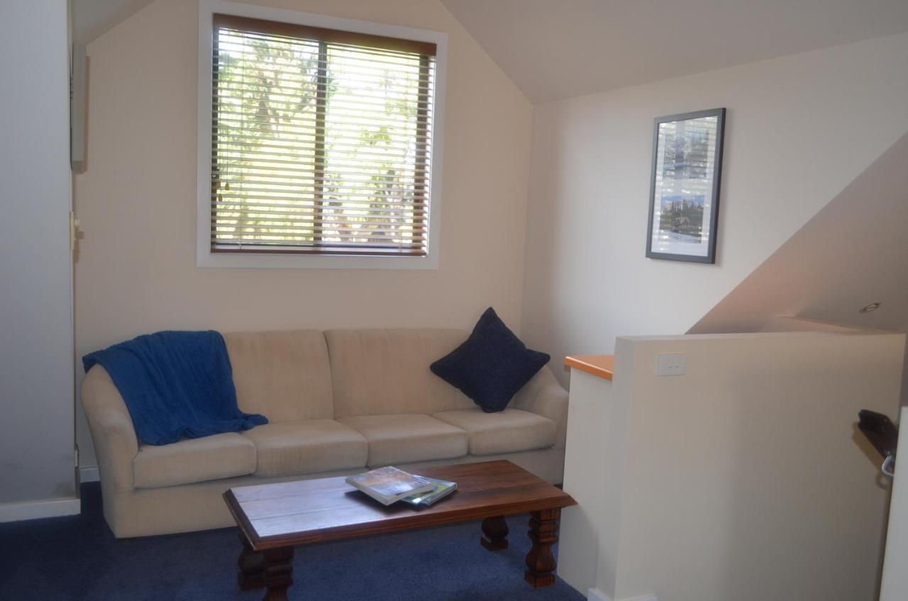 The Lamb Shack Hotel Aldinga Beach ภายนอก รูปภาพ